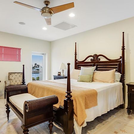 Waterfront Wonder Vila Islamorada Exterior foto